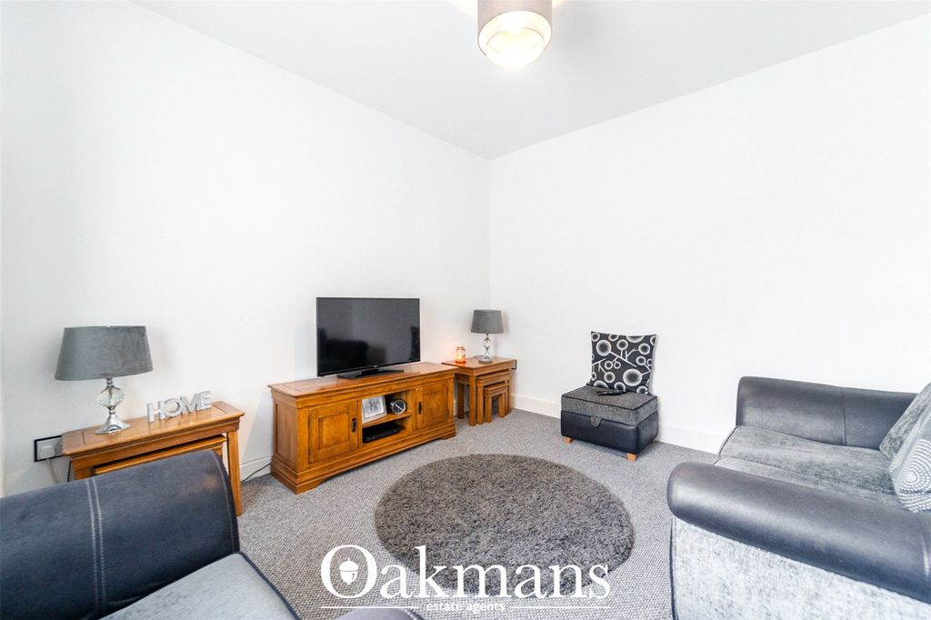 Property photo 3 of 32 Picture No. 21