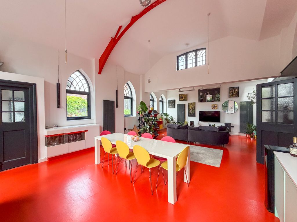 Property photo 3 of 49 Img_0647