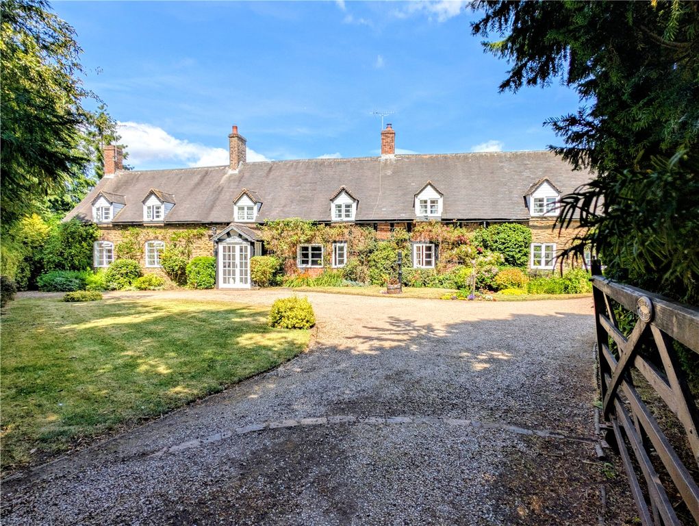 Property photo 1 of 42 Picture No. 04