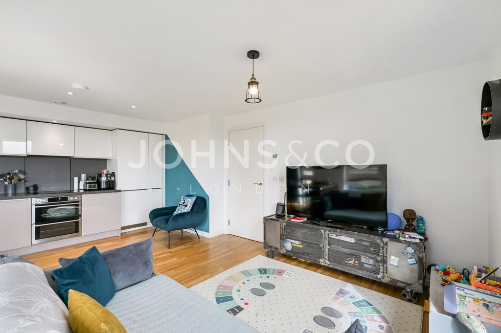 Property photo 1 of 10