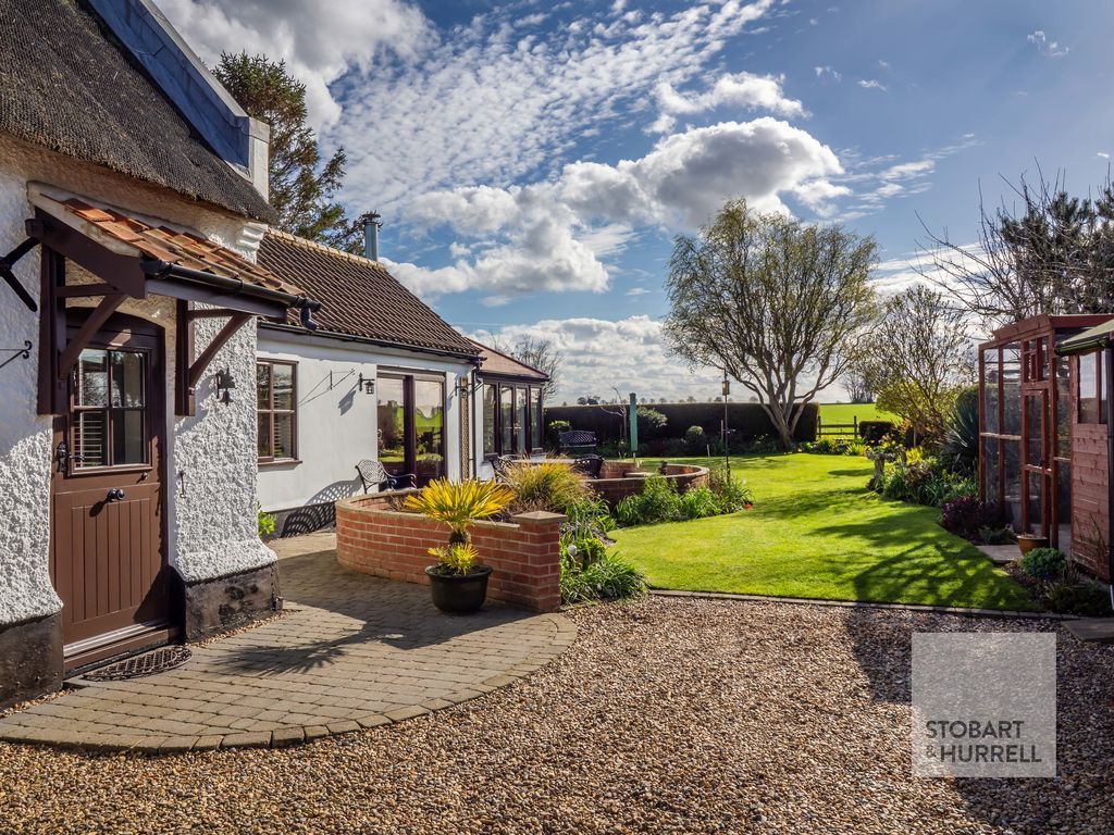 Property photo 2 of 26 Rear Garden