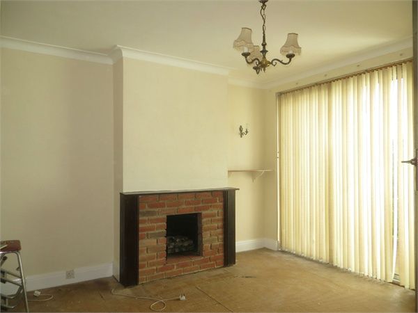 Property photo 2 of 8