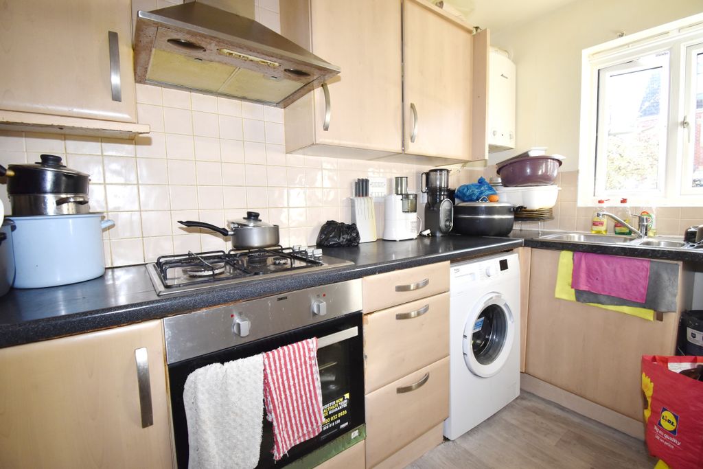 Property photo 2 of 11