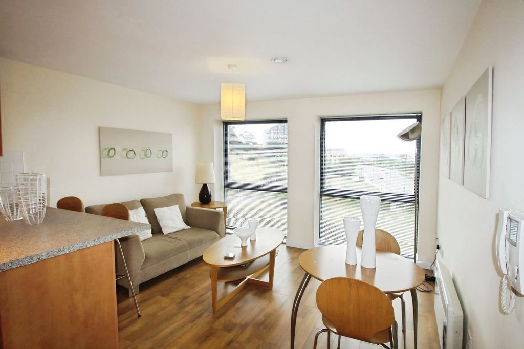 Property photo 2 of 4 Picture No. 09