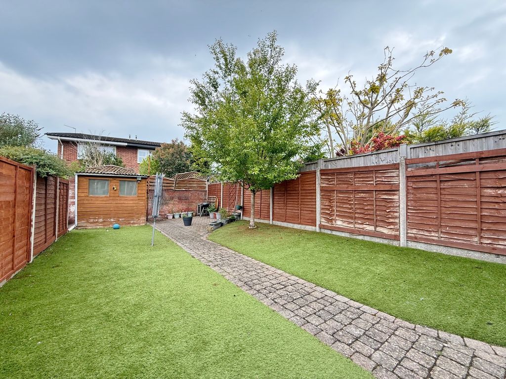 Property photo 3 of 17