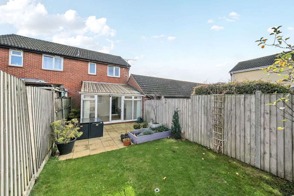 Property photo 2 of 16