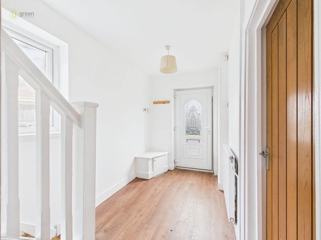 Property photo 2 of 34