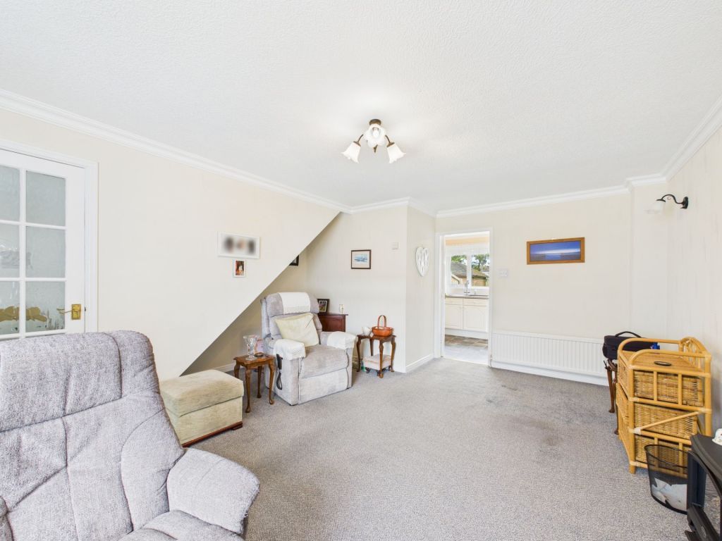 Property photo 3 of 18