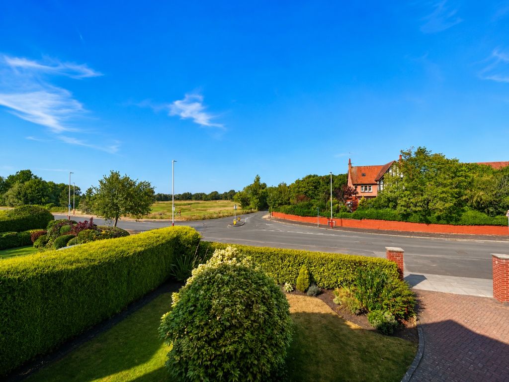 Property photo 3 of 43 5341856