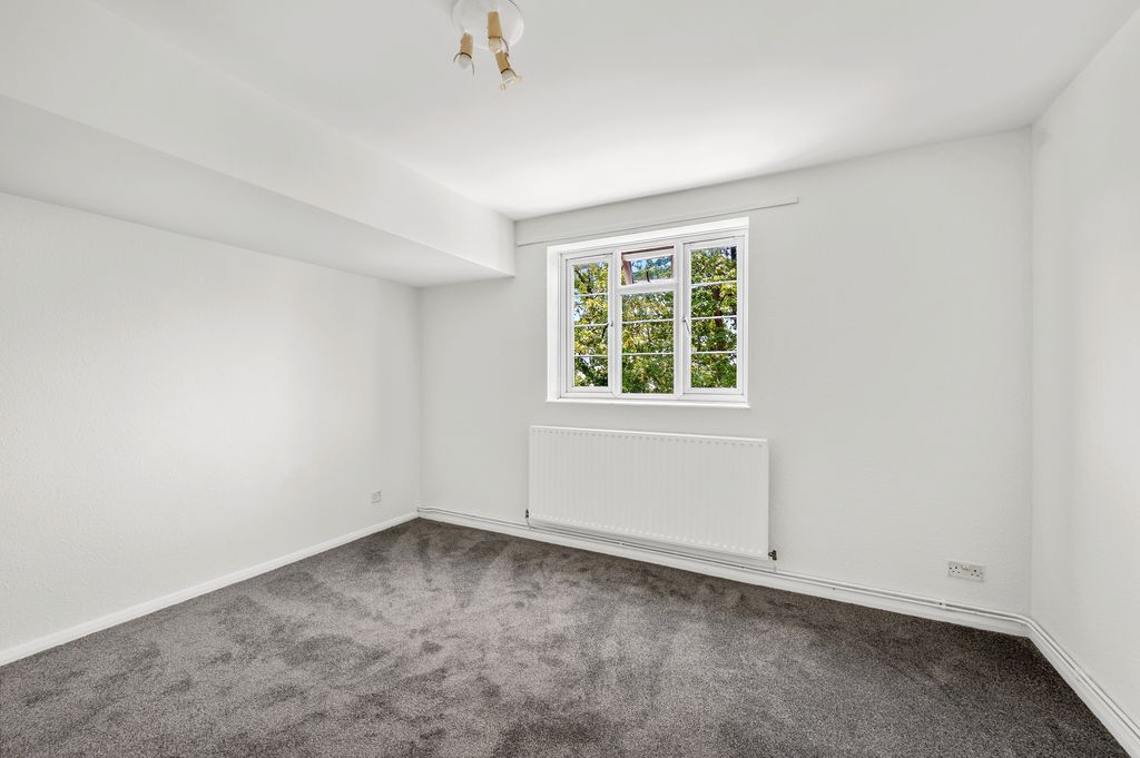 Property photo 2 of 9 Reception Room