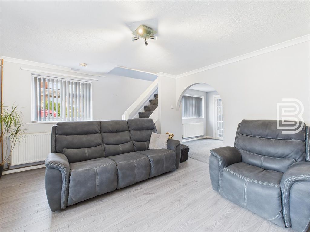 Property photo 3 of 22 Cam05587G0-Pr0021-Still013.Jpg