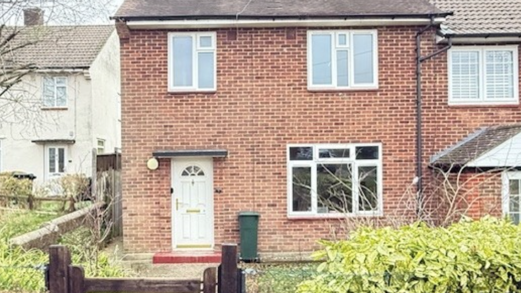 Property photo 1 of 12