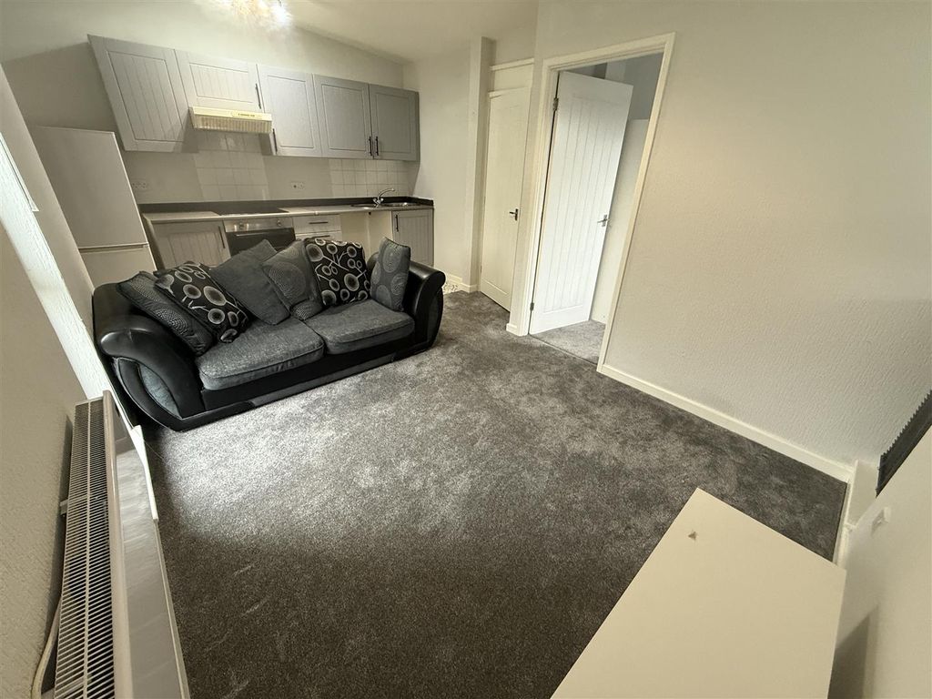 Property photo 2 of 7 Img_8816.Jpg