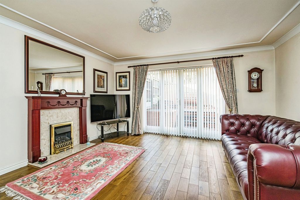 Property photo 2 of 15