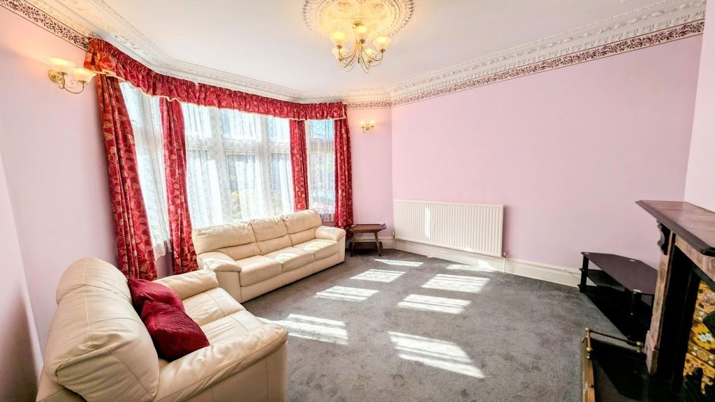 Property photo 3 of 25 Pxl_20240830_092854808~2.Jpg