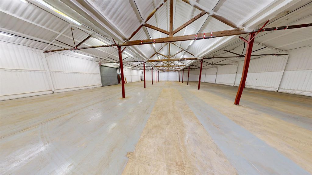 Property photo 1 of 5 Street-Farm-Barns-01272026_101047.Jpg