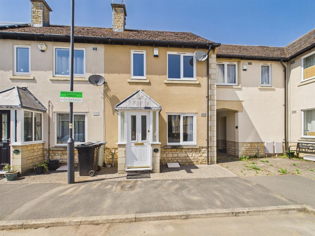 Property photo 1 of 10 Front