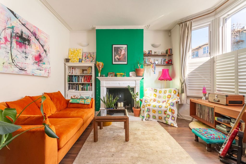 Property photo 3 of 21