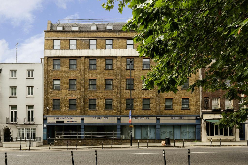 Property photo 1 of 6 123 Grays Inn Road 1.Jpg
