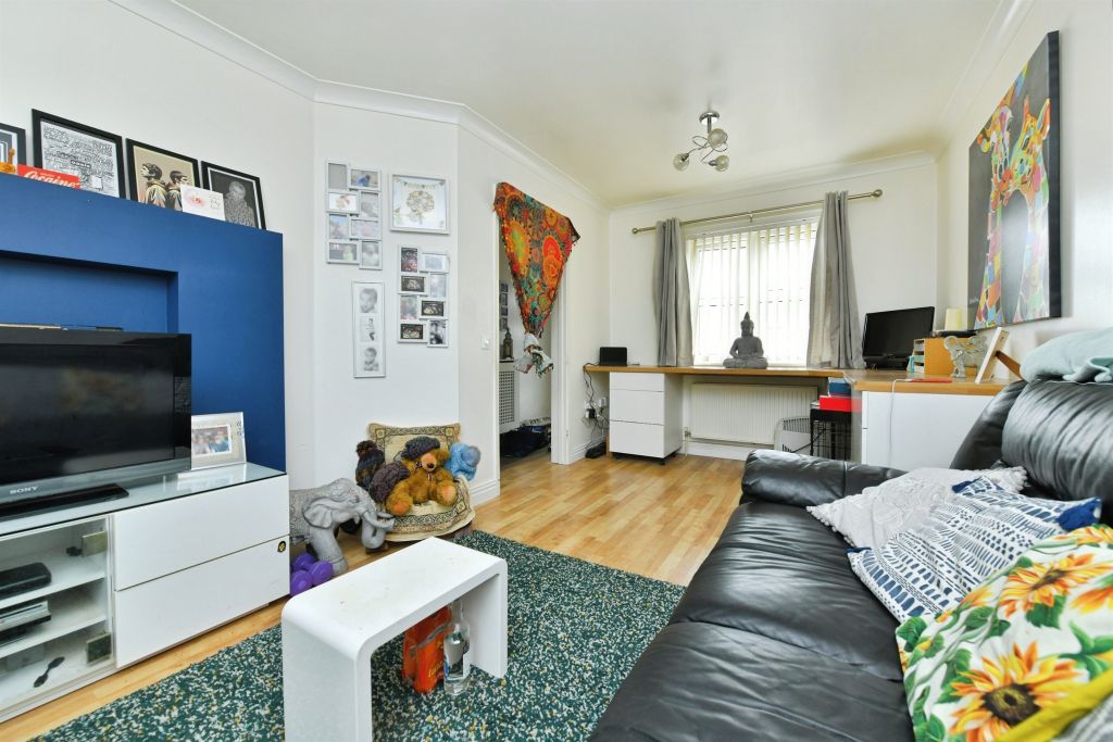 Property photo 3 of 20