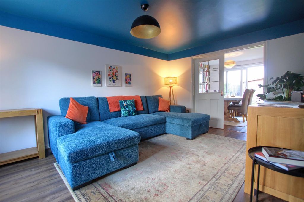 Property photo 3 of 17 Bc6.Jpg