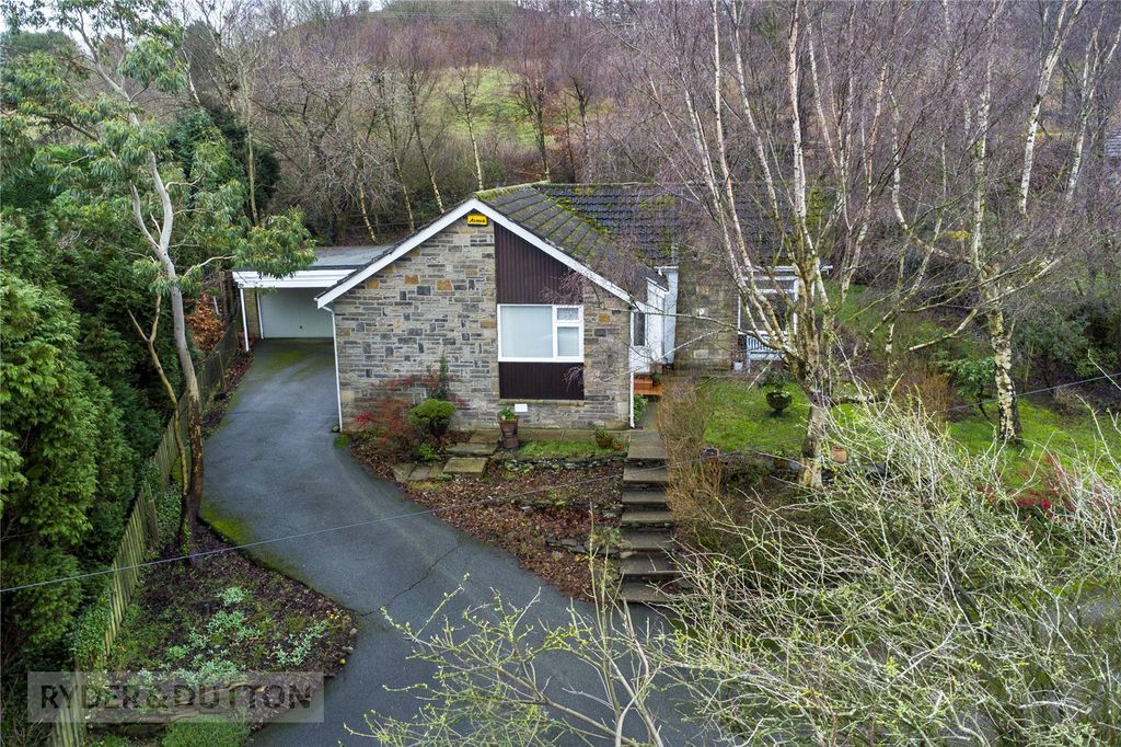 Property photo 1 of 28 Front