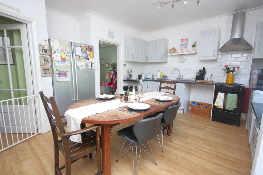 Property photo 3 of 20 Img_2537.Jpg