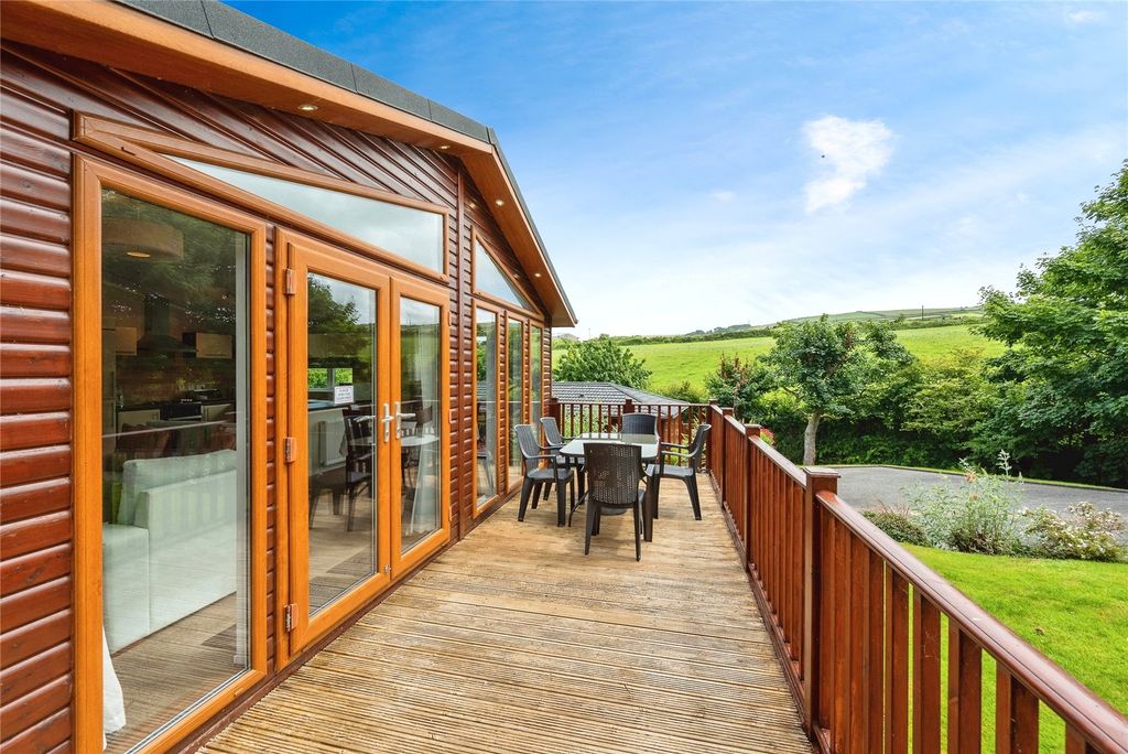 Property photo 1 of 13 Picture No. 02