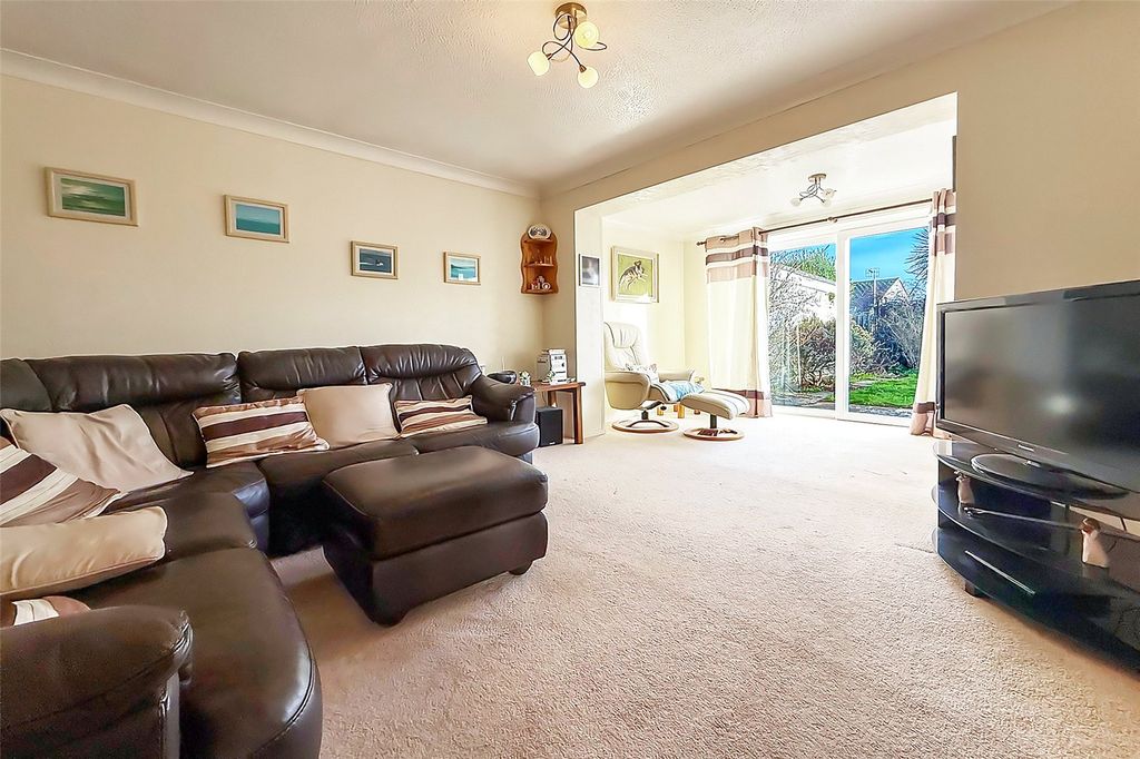 Property photo 2 of 20 Picture No. 53