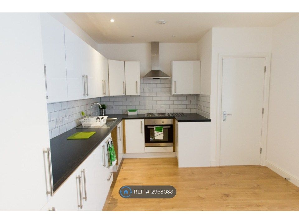 Property photo 3 of 6