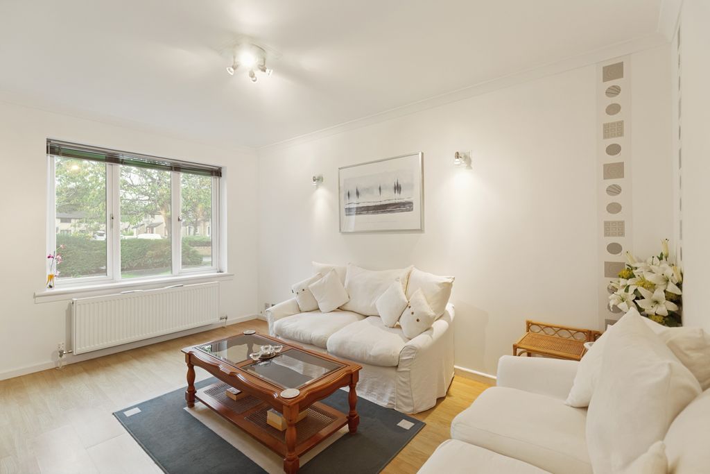 Property photo 2 of 17 2