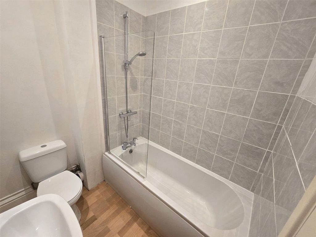 Property photo 3 of 10 Picture No. 02