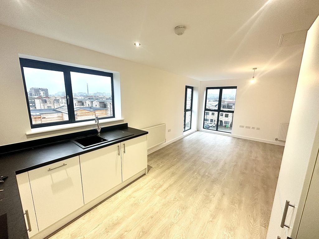 Property photo 1 of 10 Img_5308