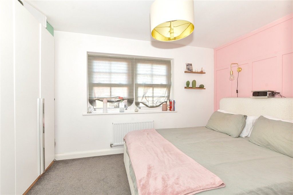 Property photo 2 of 8 Bedroom 1