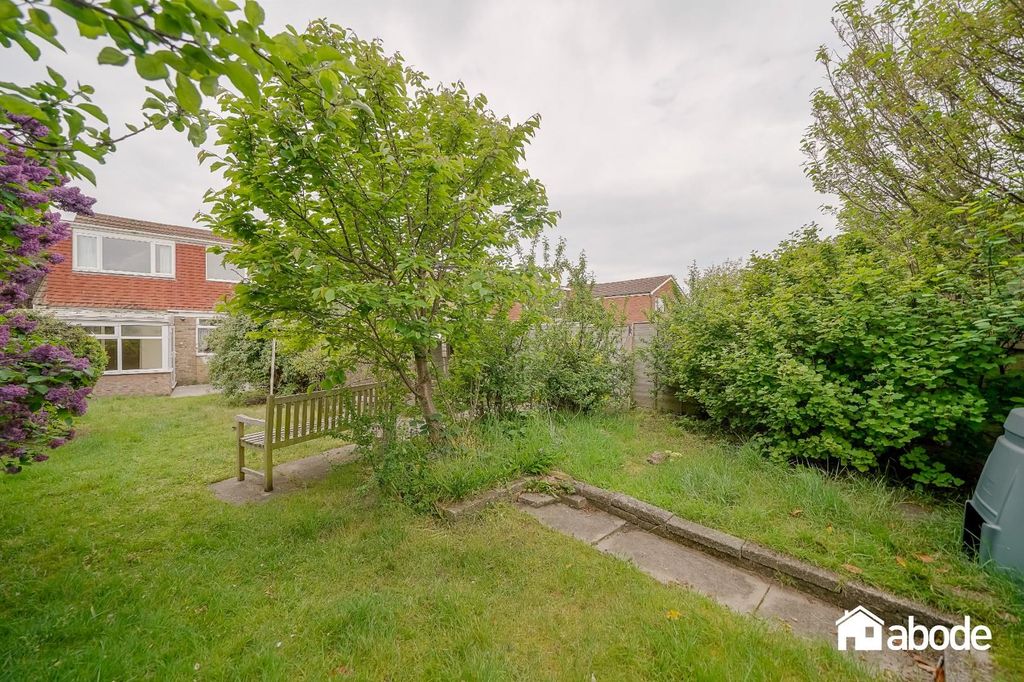 Property photo 2 of 24