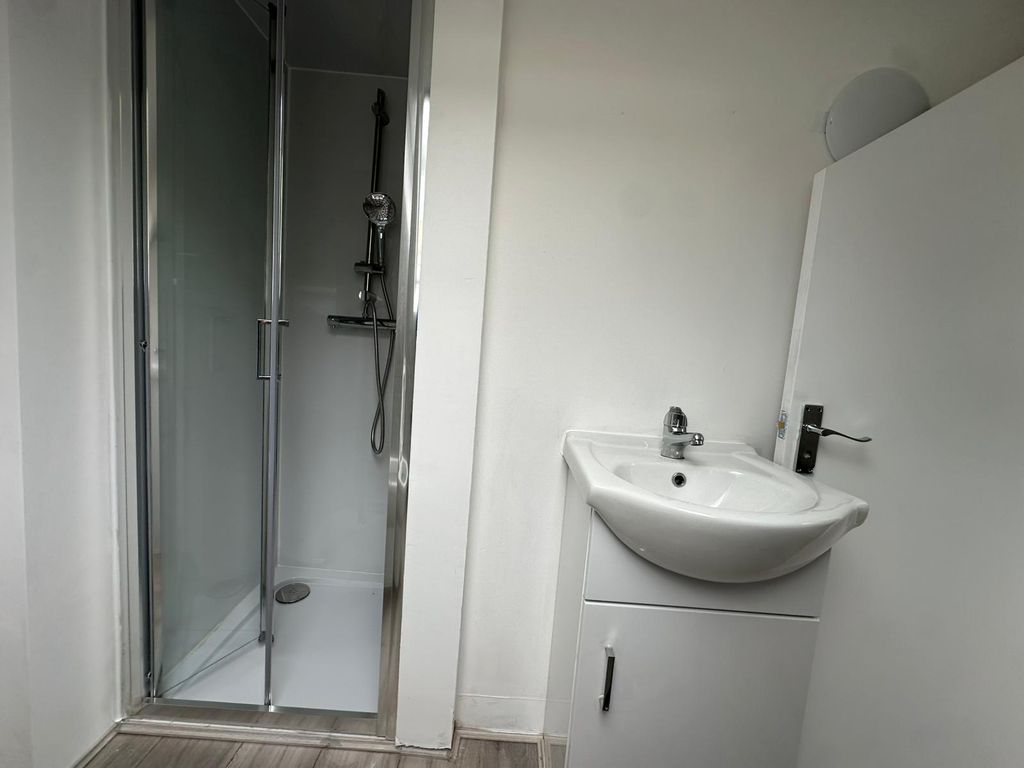 Property photo 2 of 16 Gallery