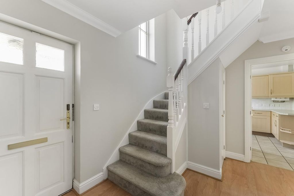 Property photo 2 of 19 3Hawthornden02.Jpg