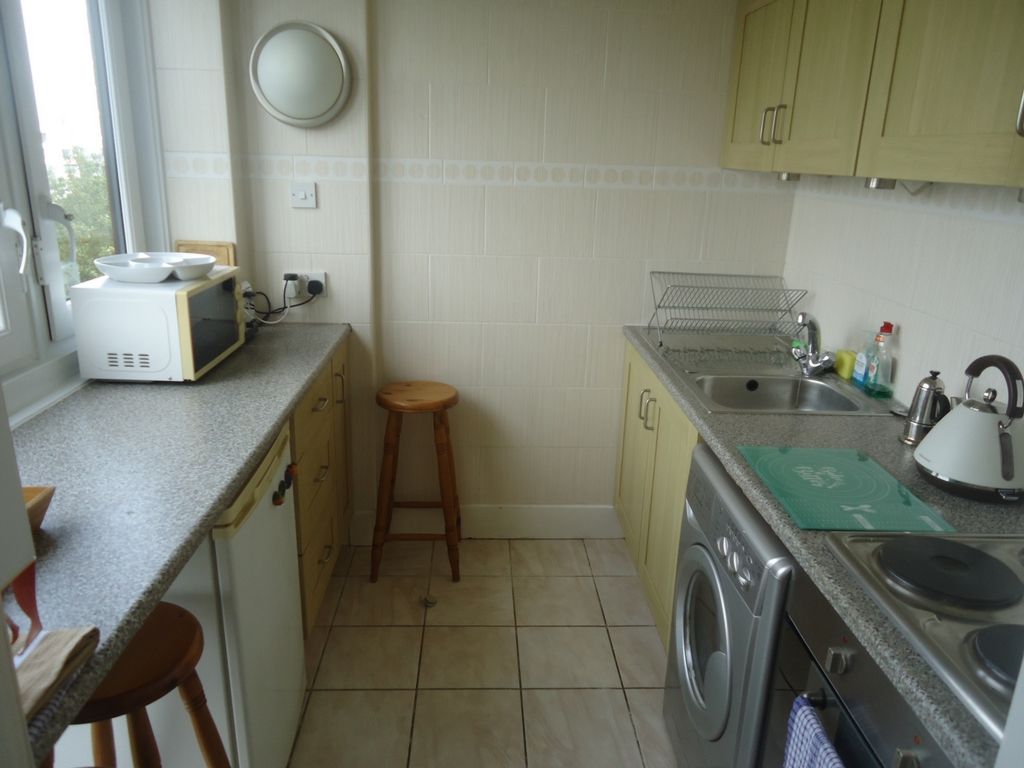 Property photo 3 of 6 Photo 1