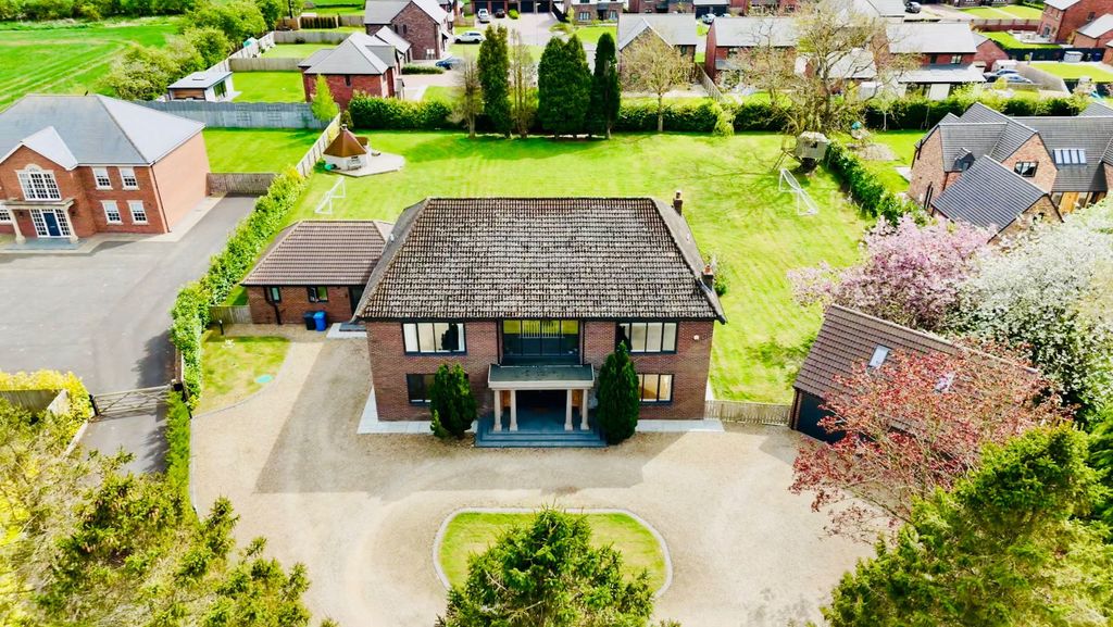 Property photo 1 of 61