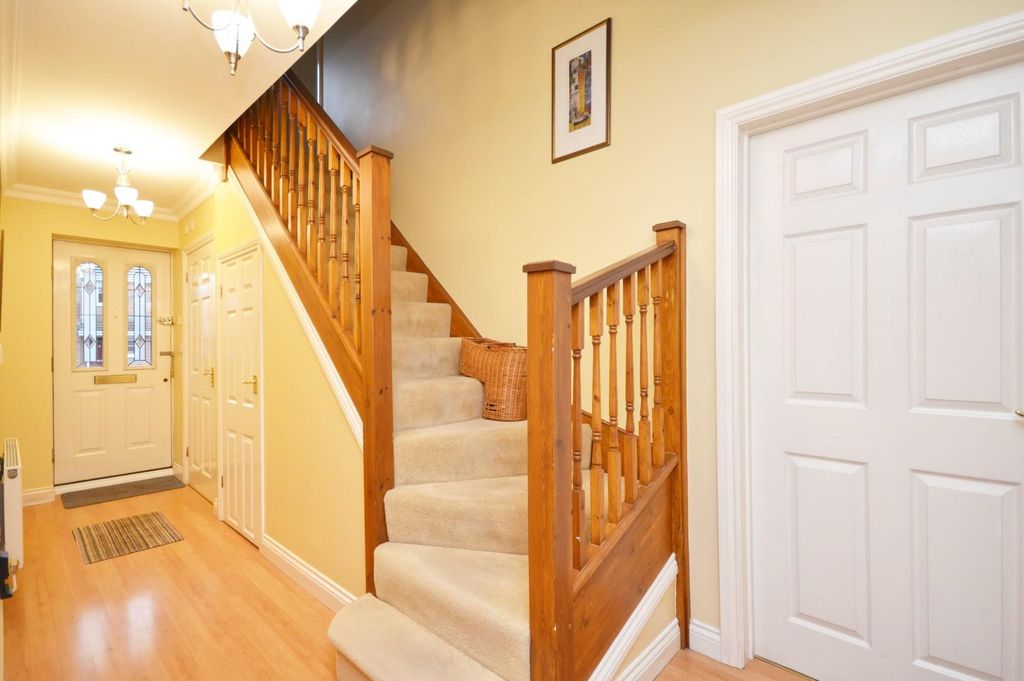 Property photo 2 of 30 Hallway