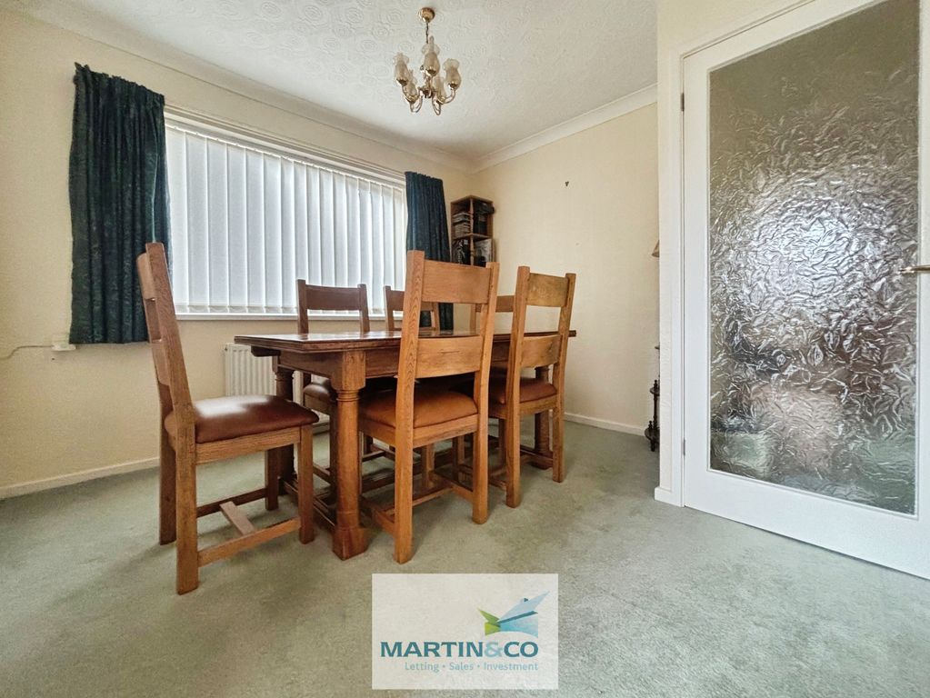 Property photo 2 of 14 F9Fe3731--4Aea-Becc-67960Af1E8Fa-10774-00000342D72