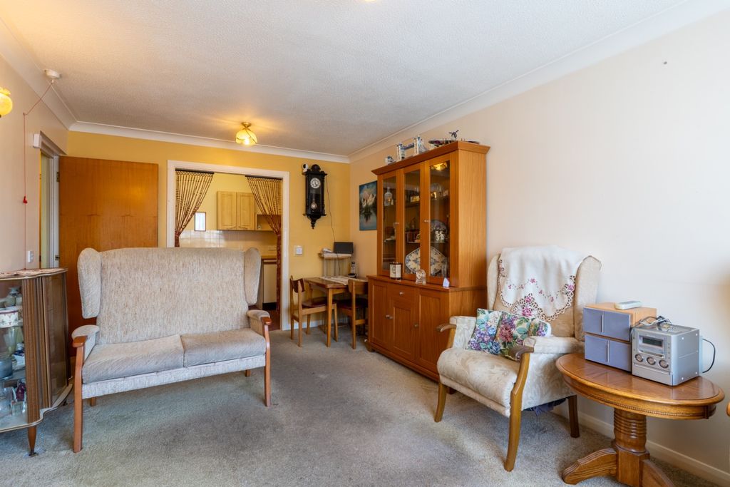 Property photo 2 of 11 5093214