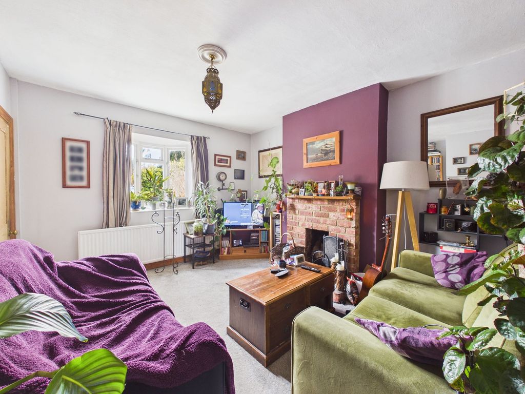 Property photo 3 of 19