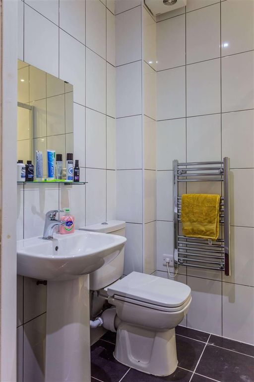 Property photo 3 of 31