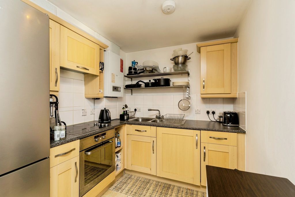 Property photo 3 of 12 Pbox-Img.Jpg