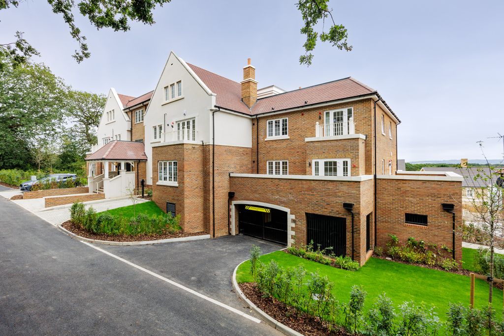 Property photo 1 of 9 1. Treetops Leatherh