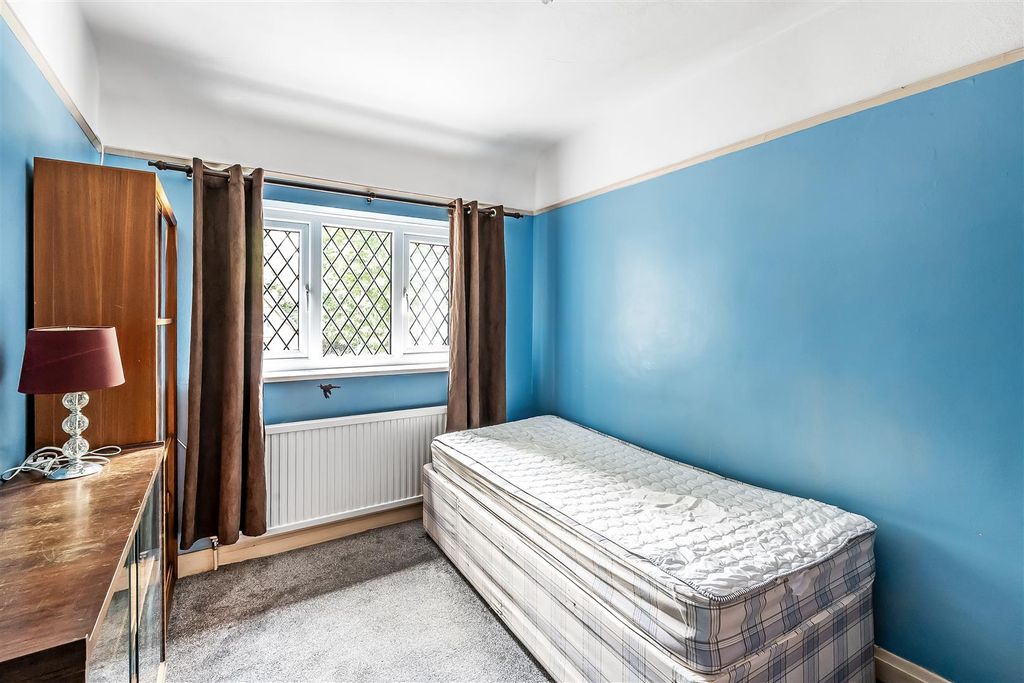 Property photo 3 of 12 8-Westmead-Corner-3.Jpg