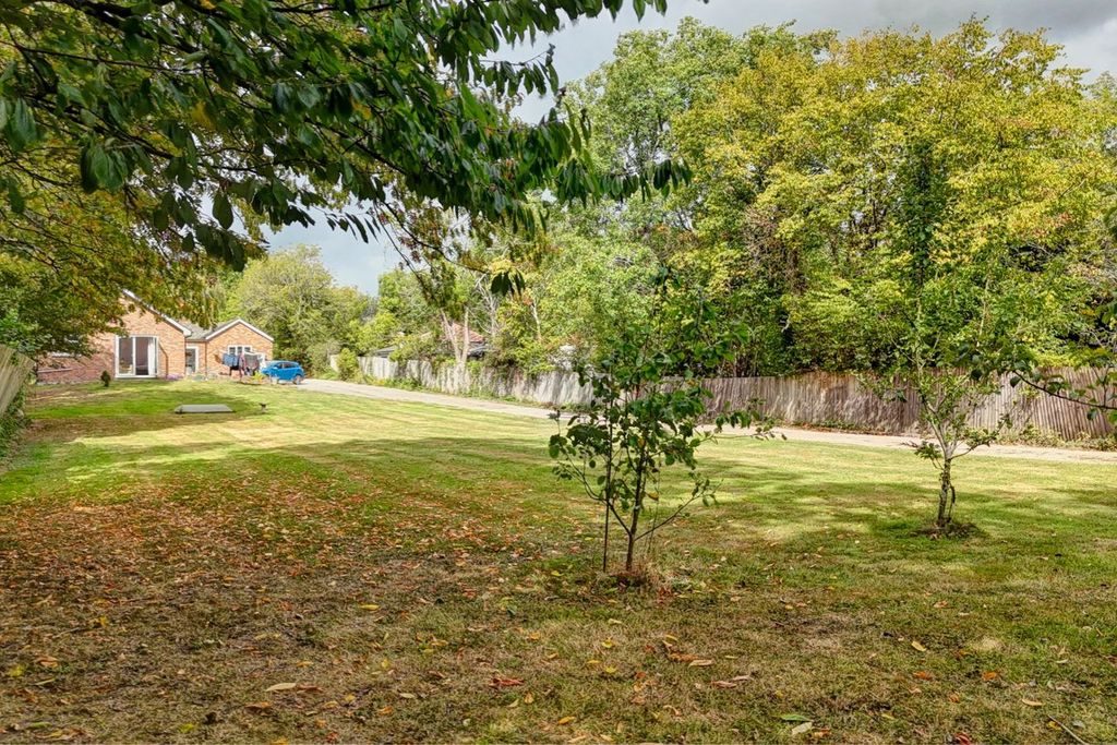 Property photo 2 of 43
