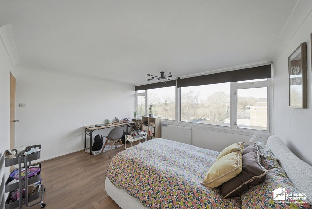 Property photo 3 of 10 Image 3