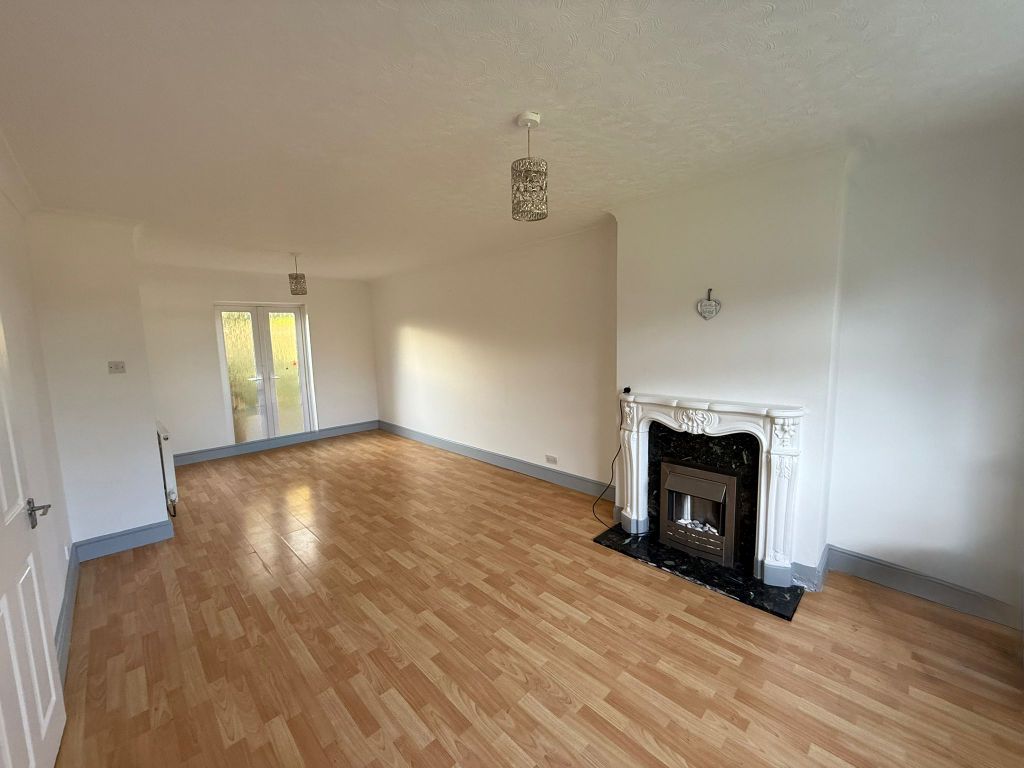 Property photo 2 of 8 Image